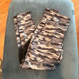 Xersion Gray Camo Full Length Leggings
